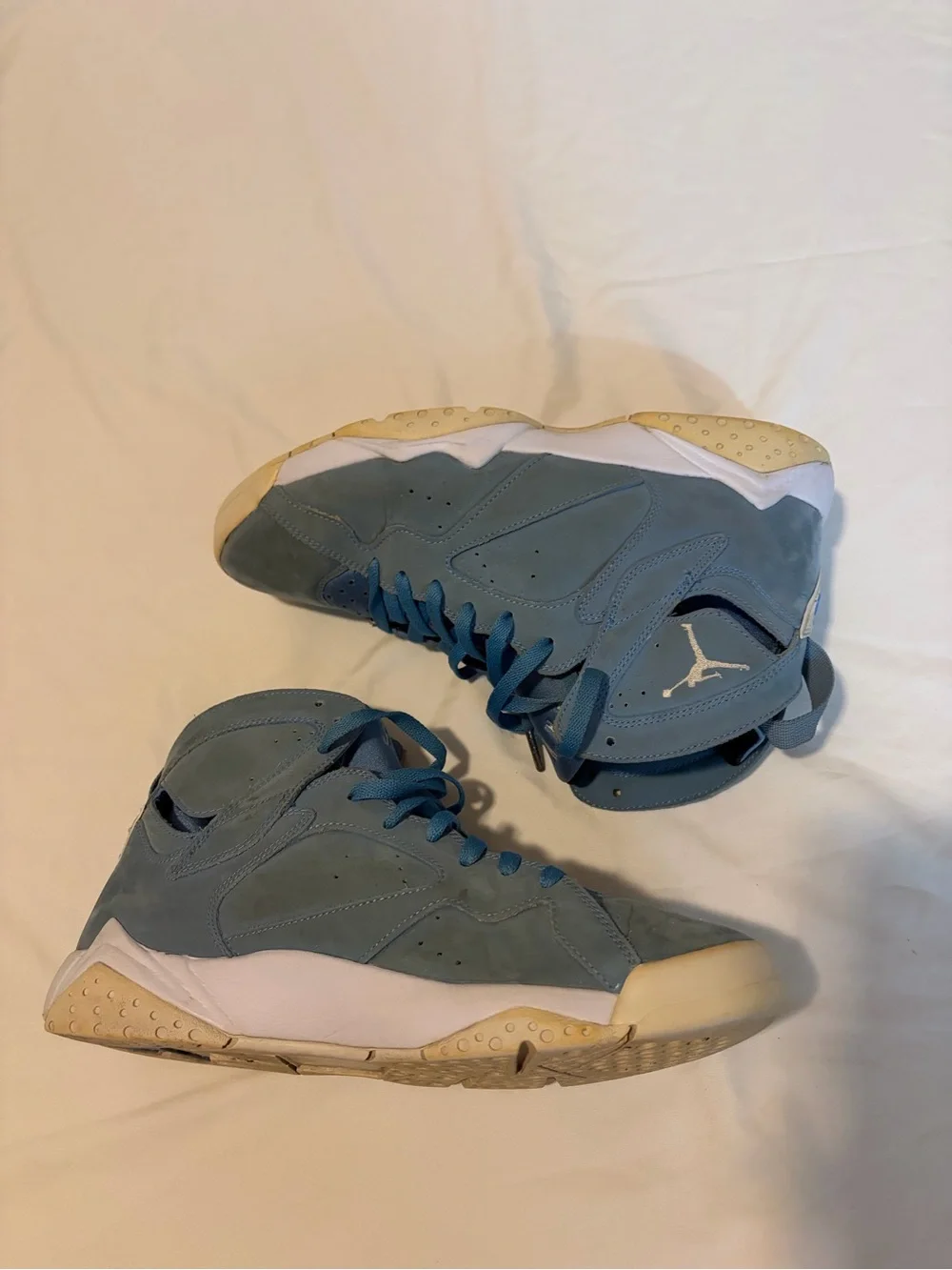 Air Jordan 7 Retro Suede Pantone Blue/White/Sail Sneakers size 9.5 Men’s Jordans